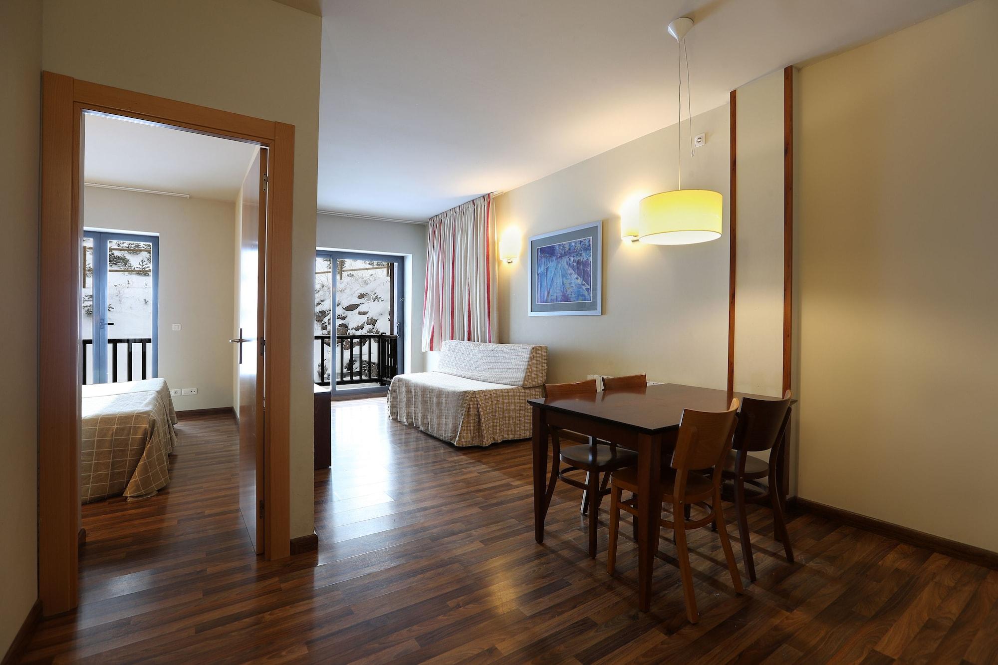 Guitart La Molina Aparthotel & Spa Eksteriør billede